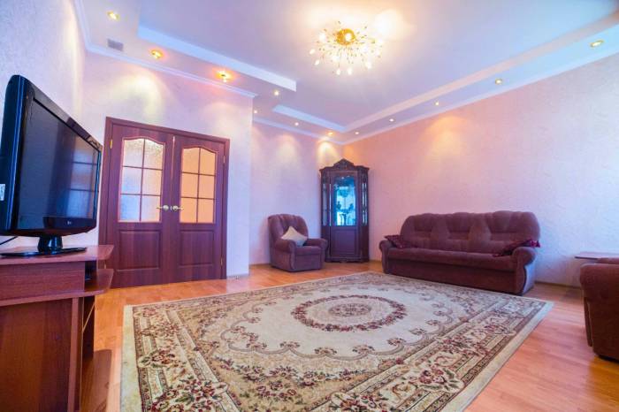 2 комн посуточно на Фурманова - Жолдасбекова, фотография 4