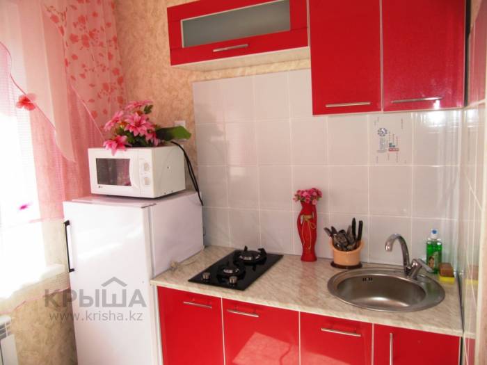 квартира посуточно, Абая Фурманова, фотография 3