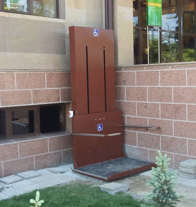 Предлагаем подъемники для инвалидов вертикальные, фотография 2