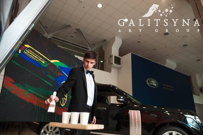 Танцующий художник  в Алматы, фотография 3