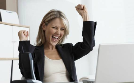 Работа в офисе, фотография 1