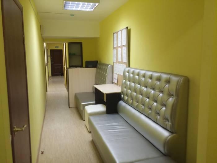 Срочно сдам или продам высокий цоколь, ул. Кенесары д 1, фотография 2