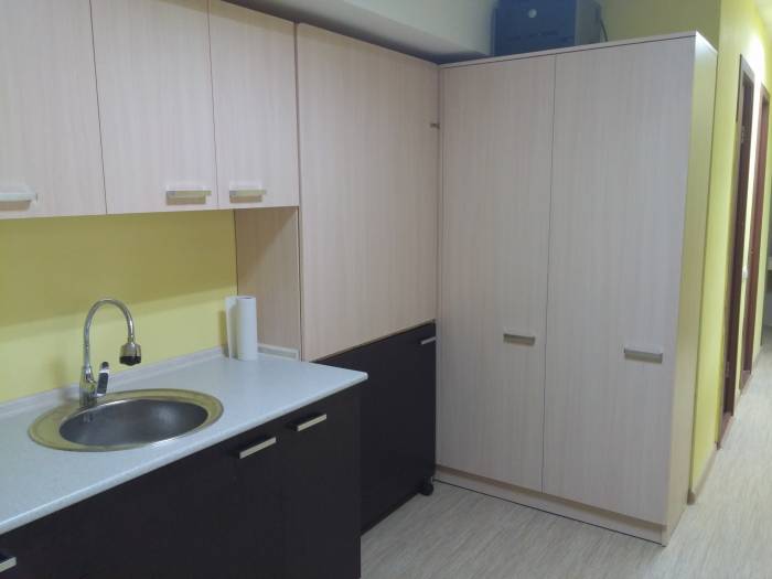 Срочно сдам или продам высокий цоколь, ул. Кенесары д 1, фотография 6