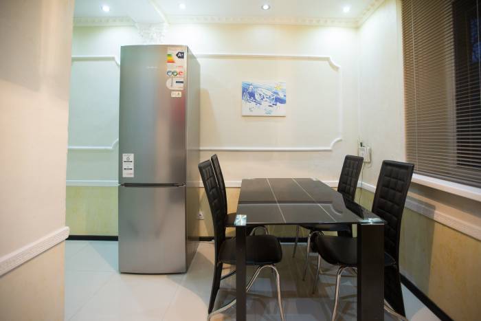 2-ком кв(посуточно)Жандосова/Жарокова, Жарокова 171а, фотография 3