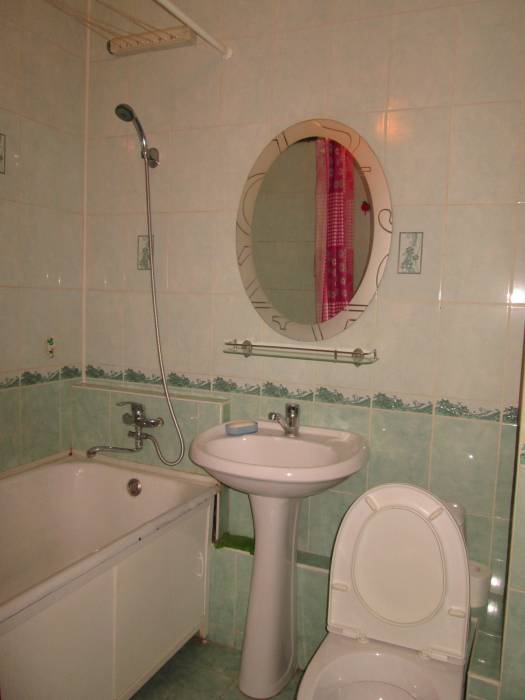 1-ком кв(посуточно)Сатапвеа/Жарокова, Жарокова 169, фотография 4