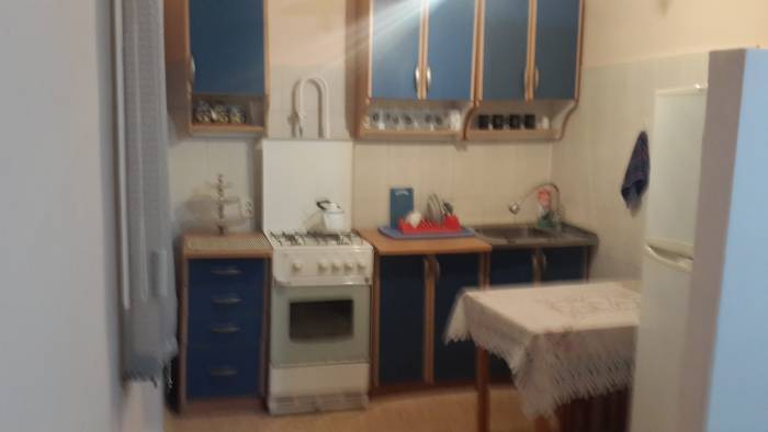 Сдам 2-х кв в районе рынка Алтай, ул Бр Жубановых, фотография 1