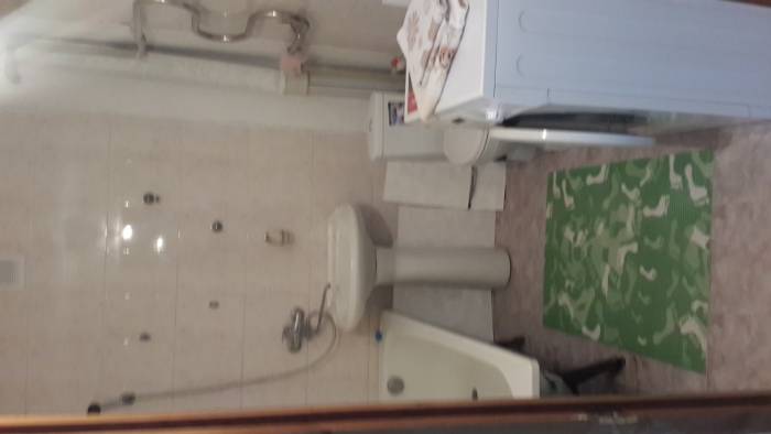 Сдам 2-х кв в районе рынка Алтай, ул Бр Жубановых, фотография 4