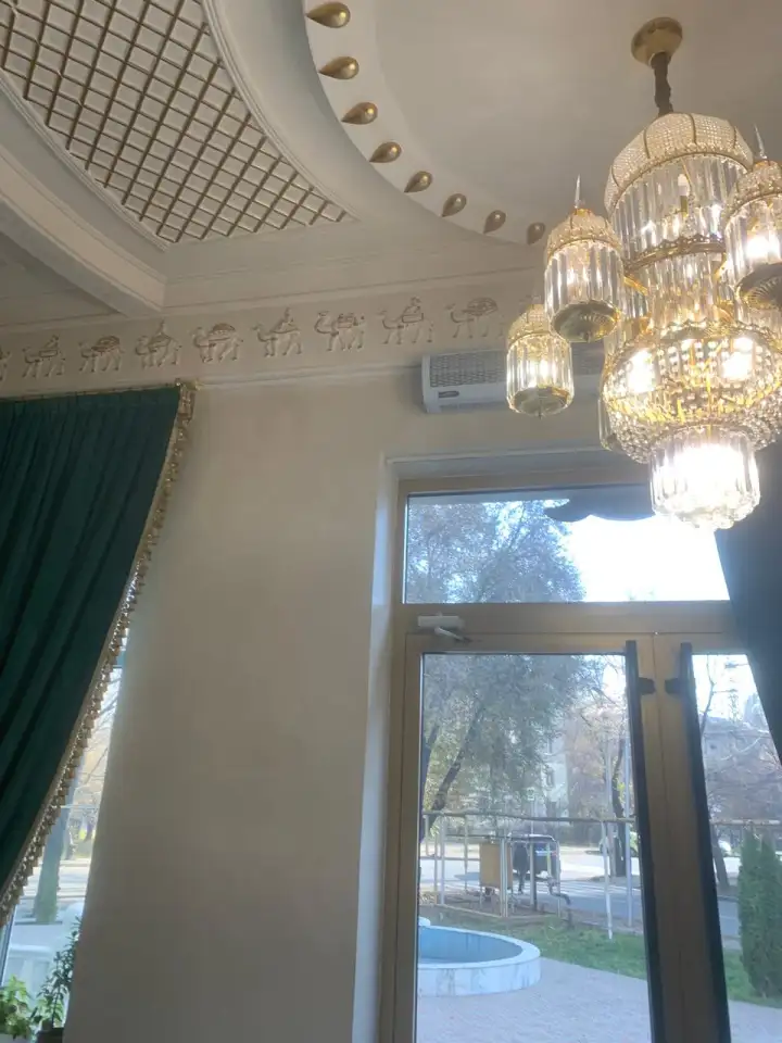 Берельеф, роспись стен и потолков, фотография 5