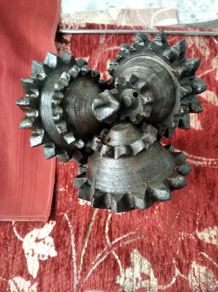 Продам долото треёхшарошечное для бурения скважин., фотография 1