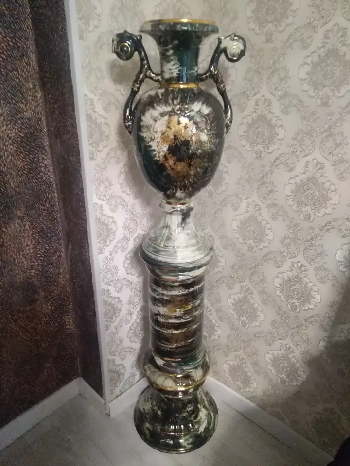 Ваза напольная Эмираты, фотография 1