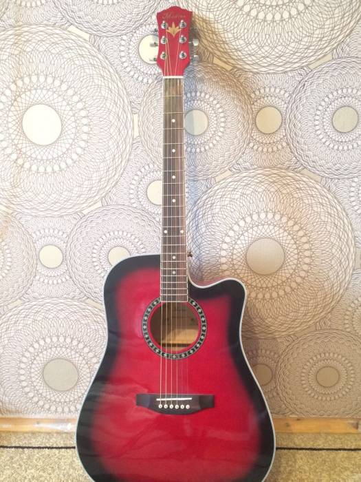 Срочно! Продается акустическая гитара!, фотография 1