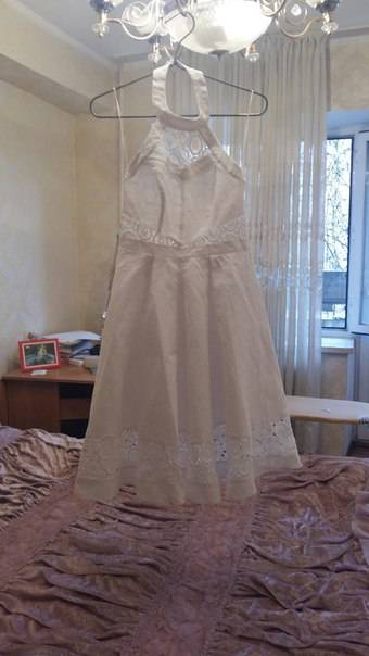 Белое коктейльное платье 50-х, фотография 1