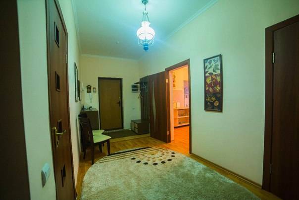 Суточная квартира, Кунаева 14.2, фотография 2