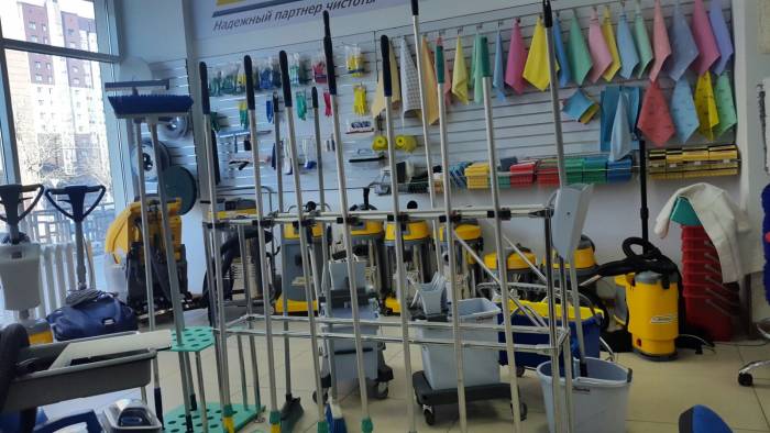 Уборка квартиры. Мытьё окон на высоте , фотография 3