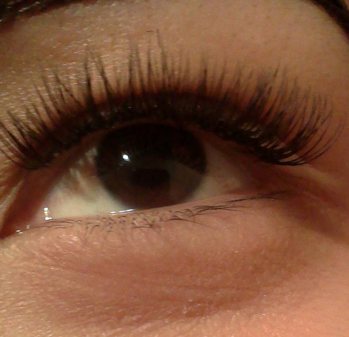 наращивание ресниц и коррекция бровей!!со скидкой!!, фотография 1