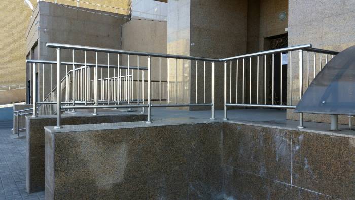 Изготовление и монтаж перил из нержавеющей стали, фотография 6