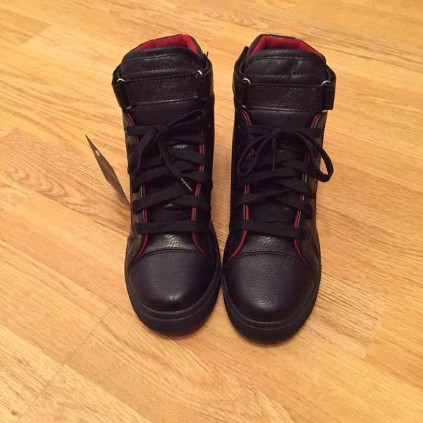 Продам  новые  кроссовки , фотография 1