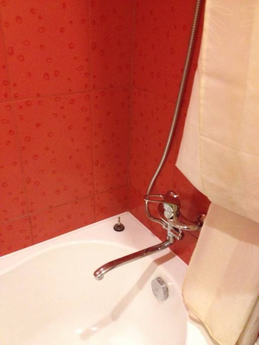 Продам 2х комнатную квартиру в районе магазина 