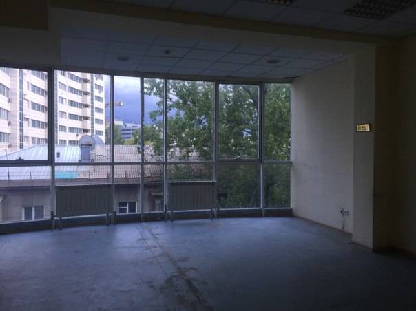 Сдается офис в бизнес центре Рахат  (Абая -Манаса), фотография 1