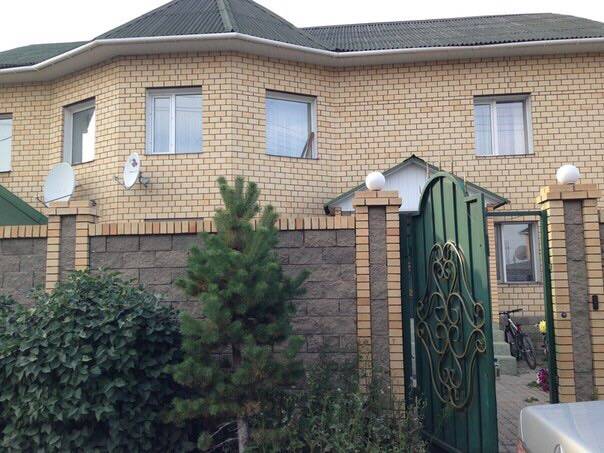 продам коттедж, Юго-восток (правая сторона), фотография 1