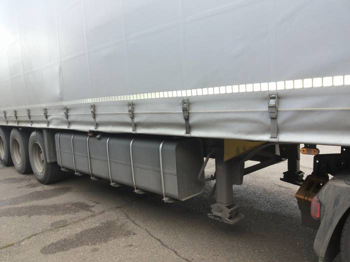 Топливные баки, фотография 3