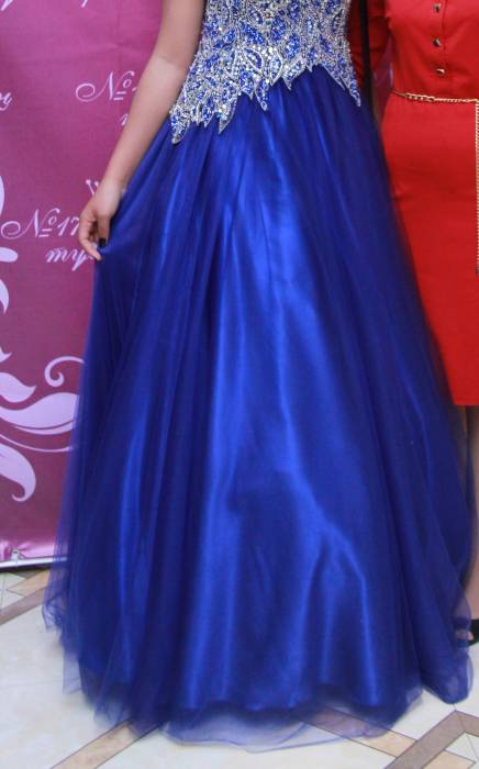 Дешево продаю пышное вечернее платье (на выпускной), фотография 6