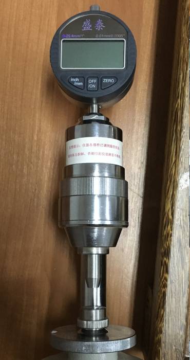 Прибор для измерения твёрдости, фотография 1