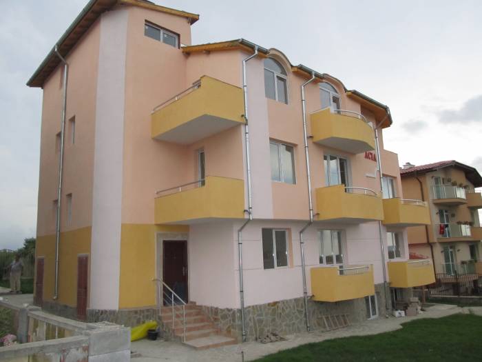 Продам трехкомнатные апартаменты (85 кв.м) в Болгарии, фотография 8