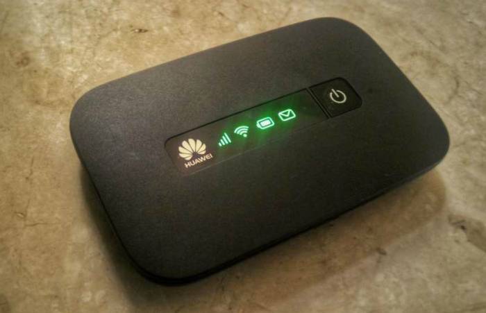 Продам беспроводной модем Huawei E5373 с подключением, фотография 1