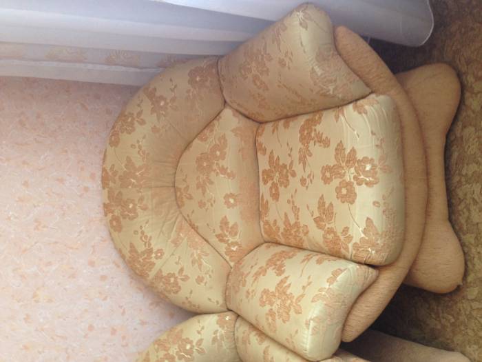 Диван в хорошем состоянии, фотография 1