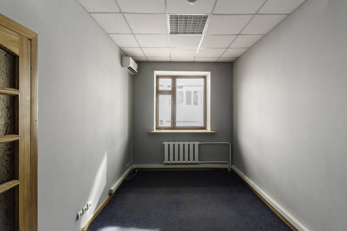 СРОЧНО! Сдам в аренду помещение под офис, ул. Розыбакиева 113, угол Джандосова, фотография 3