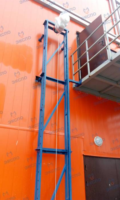 Консольные грузовые подъемники, фотография 1