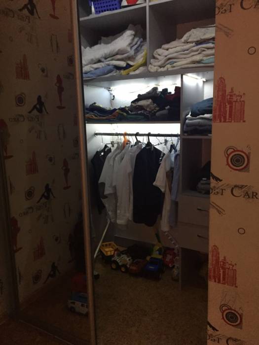 Продам мебель для детской. Кровать, стол, гардеробная, фотография 2