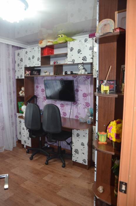 Продаю срочно квартиру, пришахтинск 23 мик-он, фотография 4