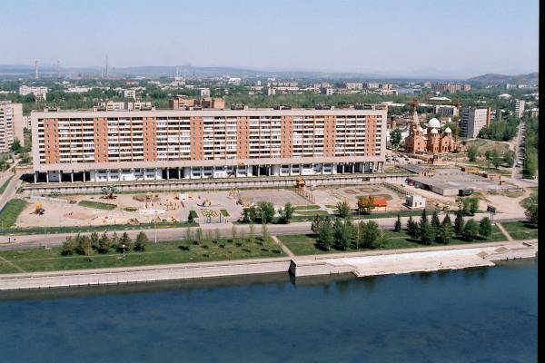 Продам 3 комн 37 000 000 тг 9/9 эт улучш кирп, Набережная им. Е.П.Славского 40, фотография 6