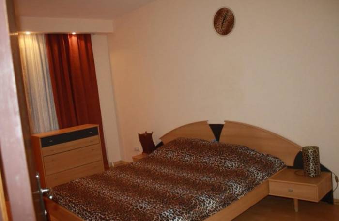 2- комнатная на Сатпаева Достык, фотография 1