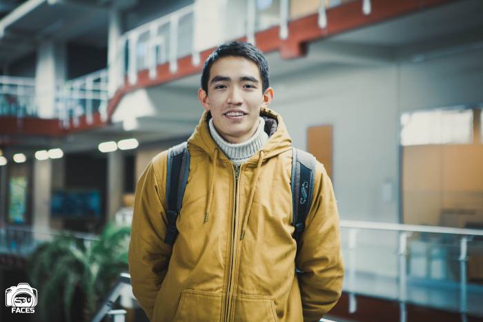 Репетитор по математике, физике и английскому языку, фотография 1