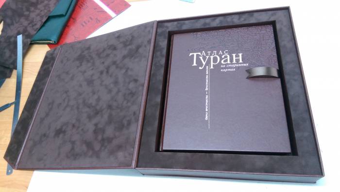 Качественный переплет книг из кожи, кожзаменителя и бумвинила, фотография 3