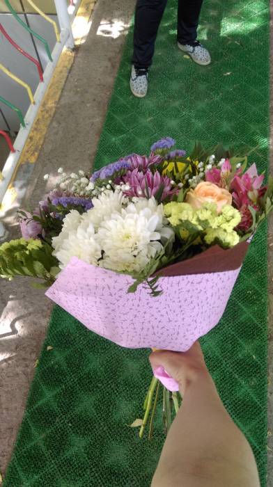 Требуется флорист, можно ученика, фотография 1