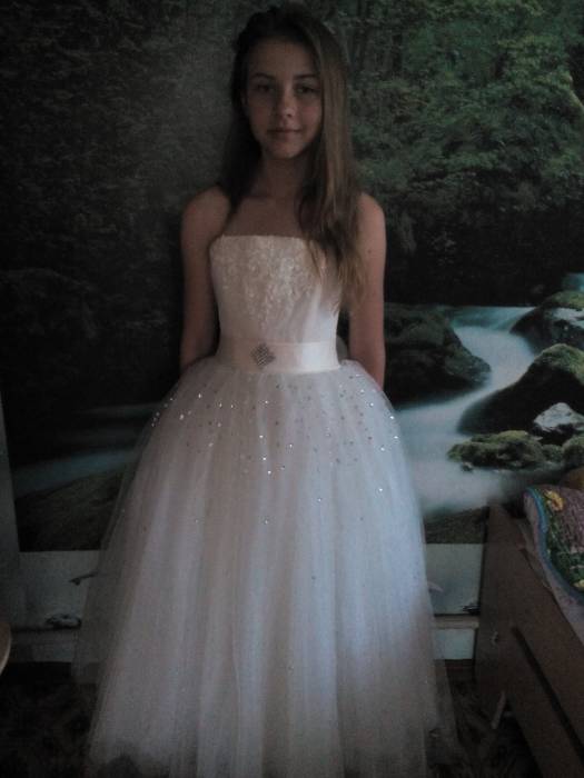 Продам новое платье покупали в свадебном, фотография 1