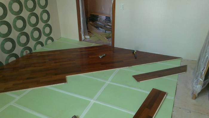 укладка ламината паркета всех видов и класса наливные полы, фотография 1