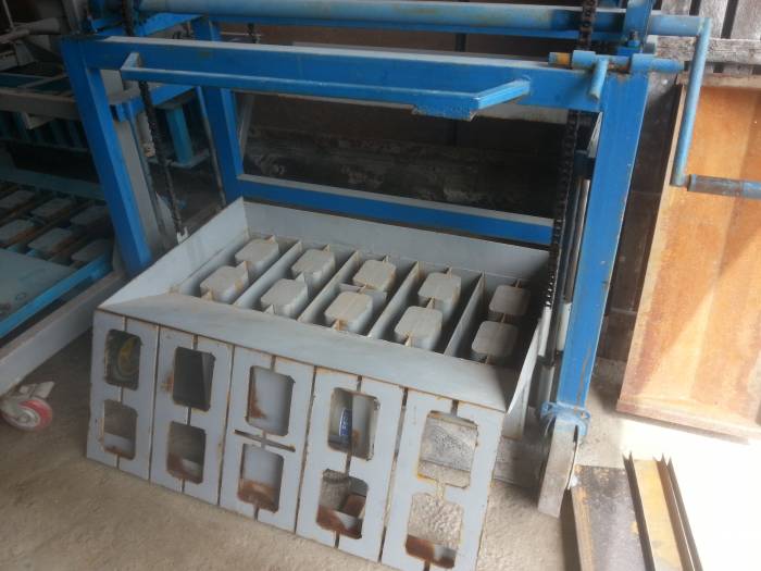 Бетономешалка,бетономеситель, пескоблочное, шлакоблочное оборудование, аппарат, станок, фотография 3