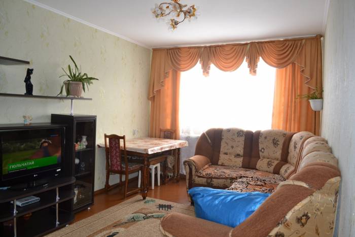 продается 3 комнатная квартира, Узкоколейная, фотография 1