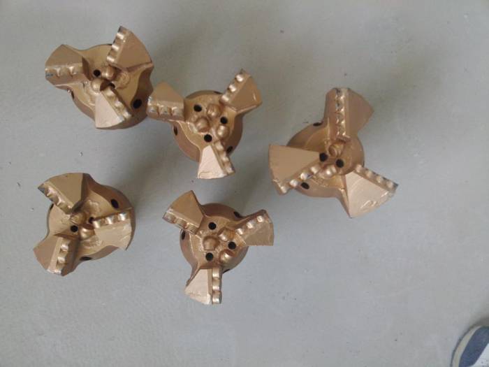 Pdc долота продам. Доставка бесплатно, фотография 2