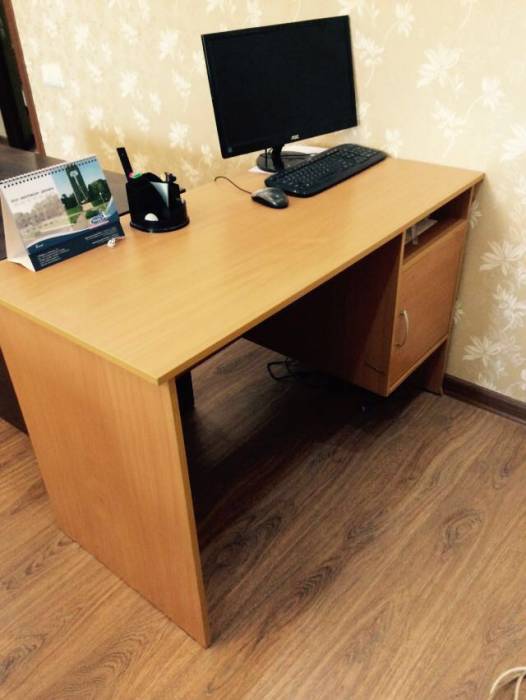 Офисные столы, фотография 1