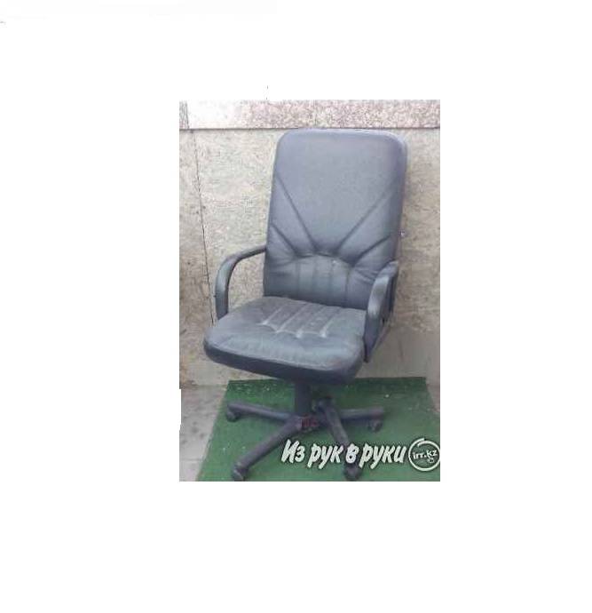  Продам черное кресло (торг возможен), фотография 1