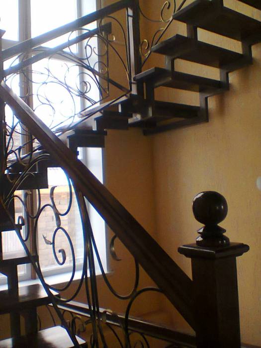 лестницы кованные деревянные, фотография 5