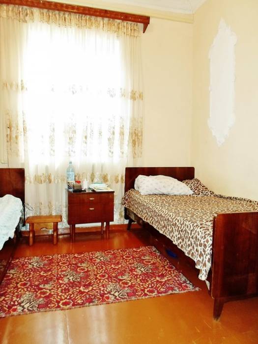 •	Продадим или обменяем два отдельно стоящих, благоустроенных дома, на участке 10 соток., фотография 7