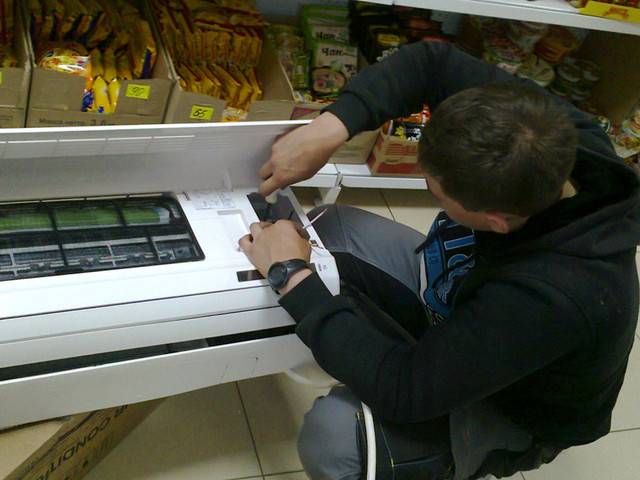 Монтаж кондиционеров в магазин, фотография 1