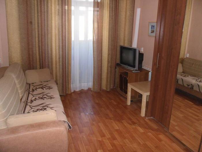 квартира по суточно, ул.Садовая, фотография 2